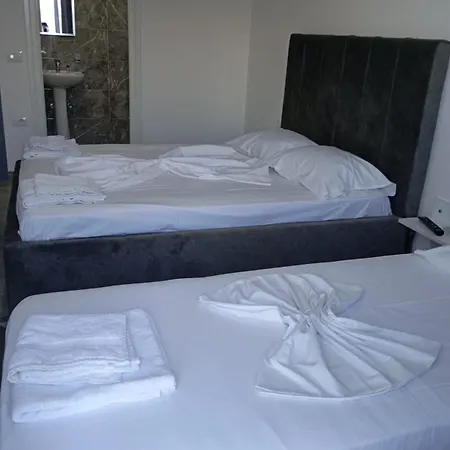 Vila Shabani * Sarande
